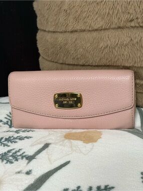 Michael Kors Fulton Flap Continental Pebbled Leather Wallet Pink Gold